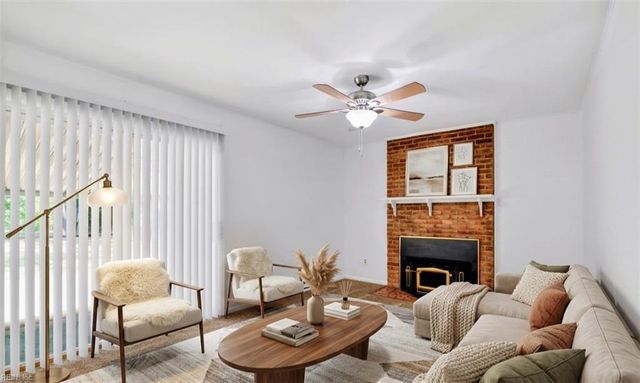 892 Don Rett CIR, Newport News, VA 23608