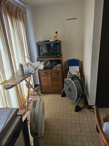 490 School 2, Lowell, MA 01851