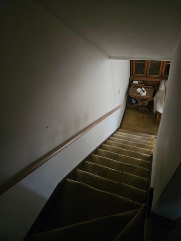 490 School 2, Lowell, MA 01851