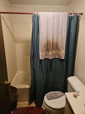 490 School 2, Lowell, MA 01851