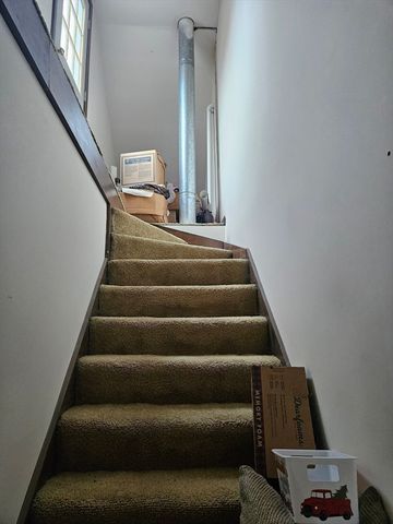 490 School 2, Lowell, MA 01851