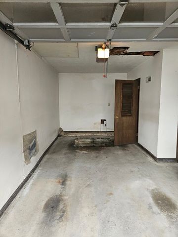 490 School 2, Lowell, MA 01851