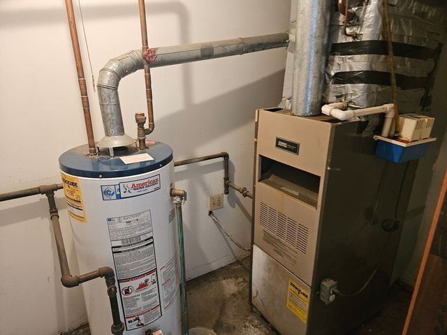 490 School 2, Lowell, MA 01851