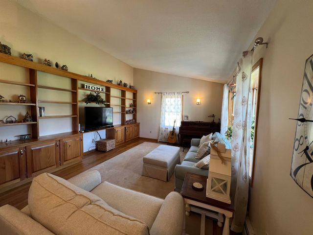 3669 US Route 5, Westminster, VT 05158