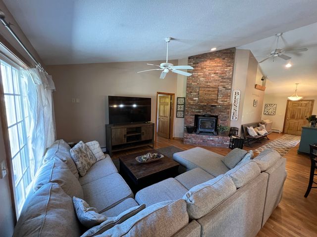 3669 US Route 5, Westminster, VT 05158