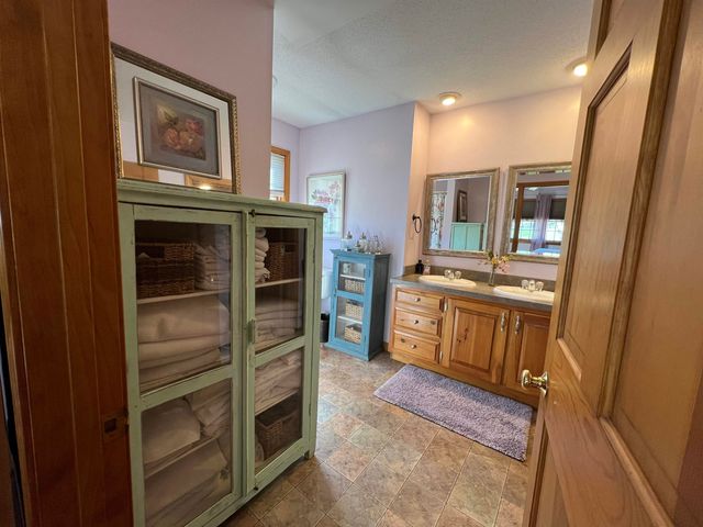 3669 US Route 5, Westminster, VT 05158