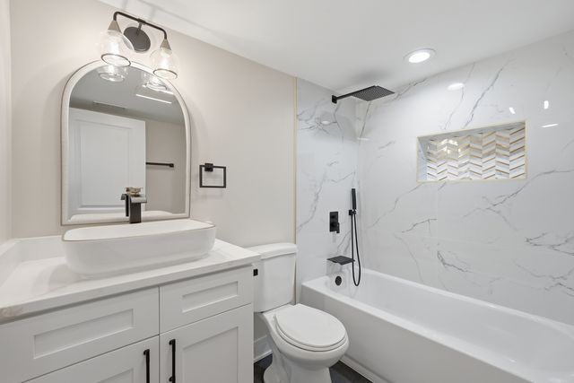 8623 S wood Avenue, Chicago, IL 60620