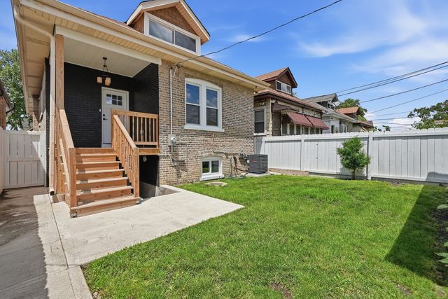 8623 S wood Avenue, Chicago, IL 60620