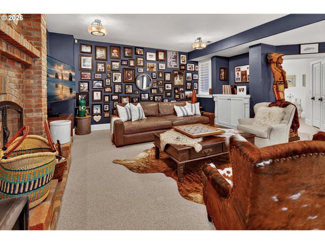 610 9TH St, Lake Oswego, OR 97034