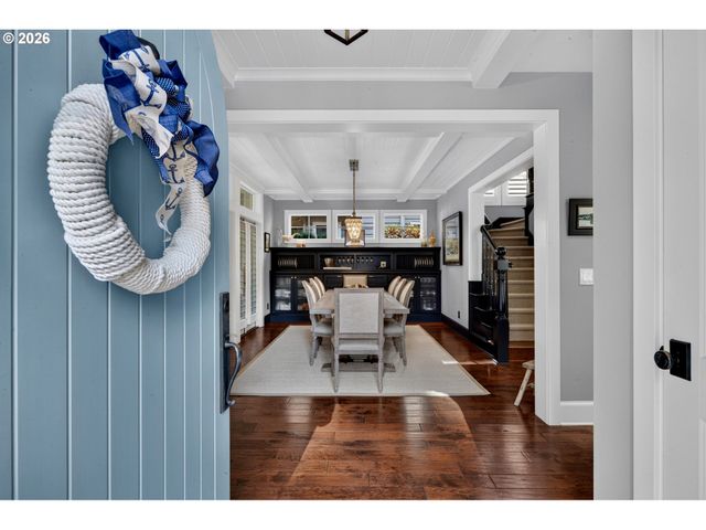 610 9TH St, Lake Oswego, OR 97034