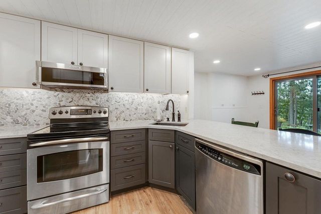 5 Fir Trail, Wisconsin Dells, WI 53965