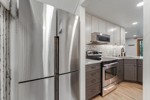 5 Fir Trail, Wisconsin Dells, WI 53965