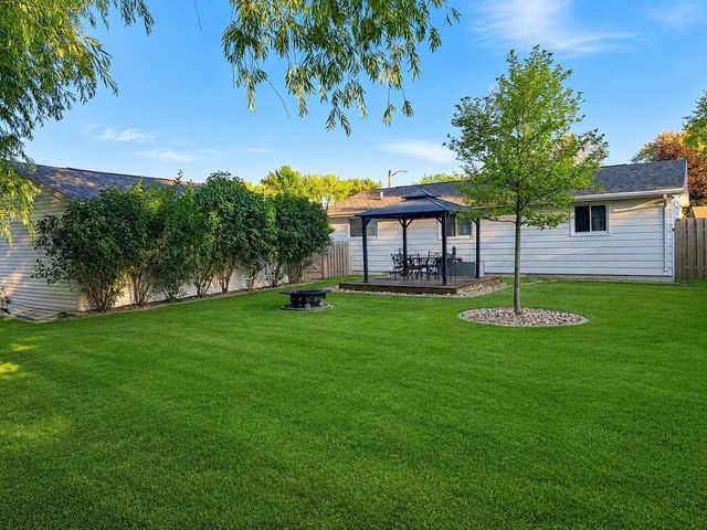 1124 GROVE STREET, Menasha, WI 54956