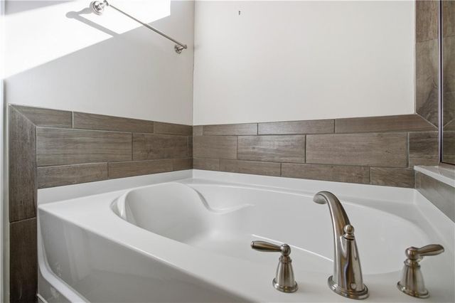 2925 Farmstead Way, Suwanee, GA 30024