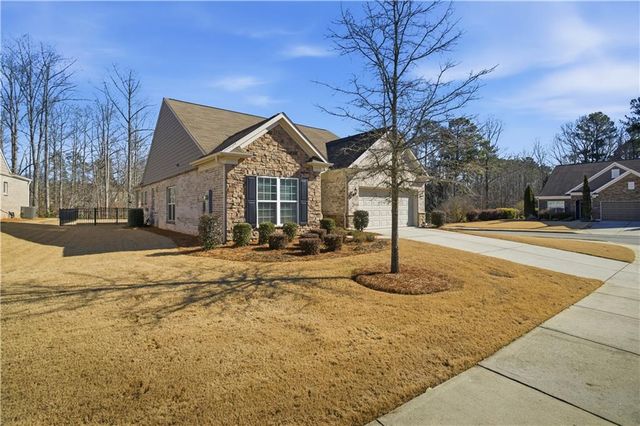 2925 Farmstead Way, Suwanee, GA 30024