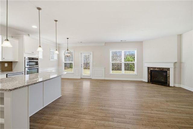 2925 Farmstead Way, Suwanee, GA 30024