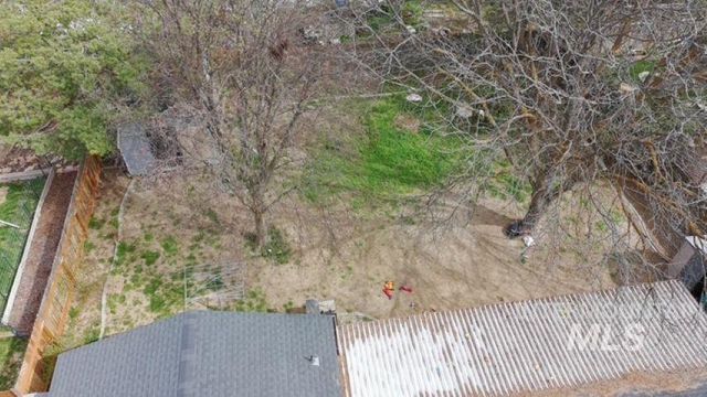 1803 Sandalwood Dr, Caldwell, ID 83605