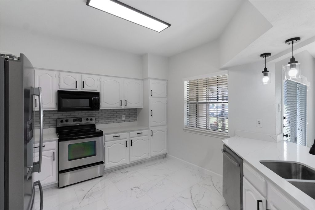 2835 Keller Springs Road 903, Carrollton, TX 75006 — photo 5