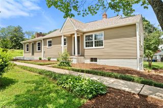 5491 Shattalon Drive, Winston-salem, NC 27106