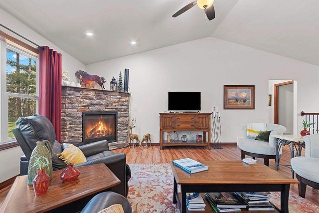 4533 VALHALLA ROAD, New Franken, WI 54229