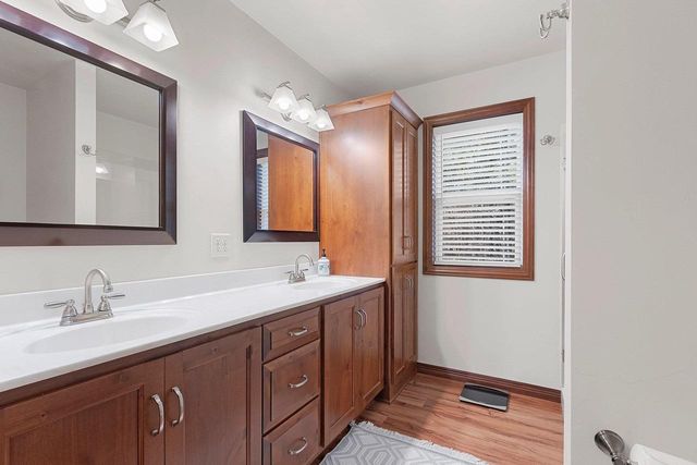 4533 VALHALLA ROAD, New Franken, WI 54229