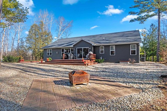 4533 VALHALLA ROAD, New Franken, WI 54229