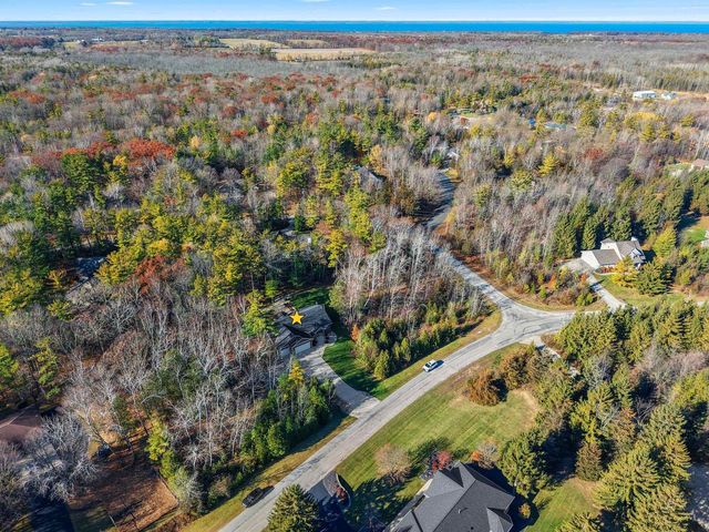 4533 VALHALLA ROAD, New Franken, WI 54229