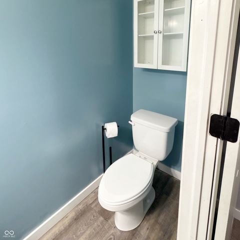 6922 Devinney Lane, Indianapolis, IN 46221