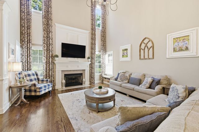 9618 Stonebluff Dr, Brentwood, TN 37027