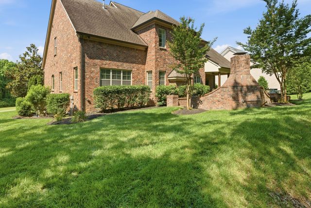9618 Stonebluff Dr, Brentwood, TN 37027