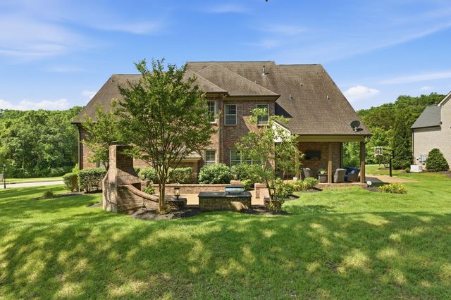 9618 Stonebluff Dr, Brentwood, TN 37027