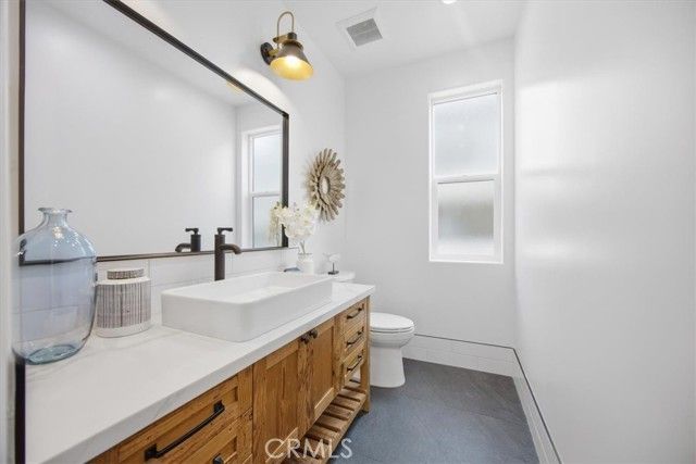 617 N Irena Avenue A, Redondo Beach, CA 90277