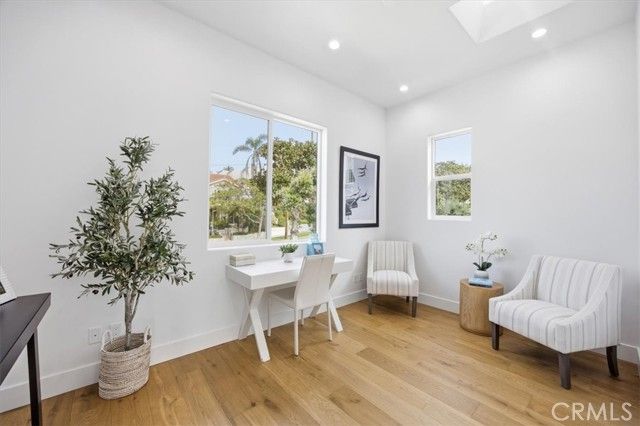 617 N Irena Avenue A, Redondo Beach, CA 90277