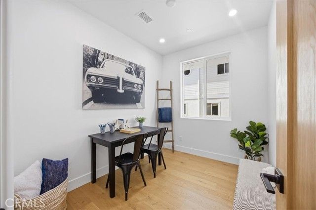 617 N Irena Avenue A, Redondo Beach, CA 90277