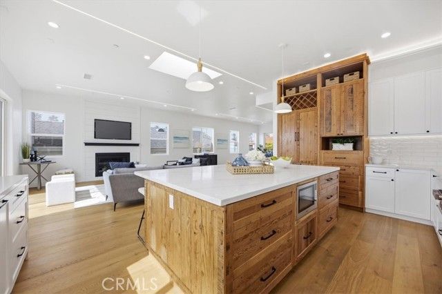 617 N Irena Avenue A, Redondo Beach, CA 90277