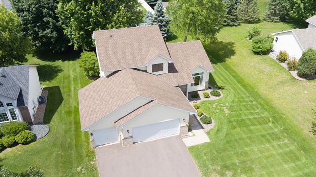 8284 Ashford Road, Woodbury, MN 55125