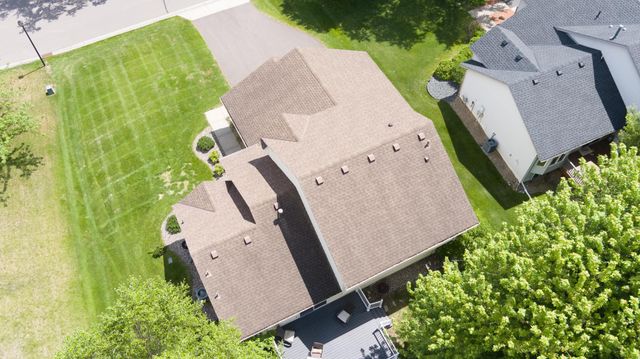 8284 Ashford Road, Woodbury, MN 55125