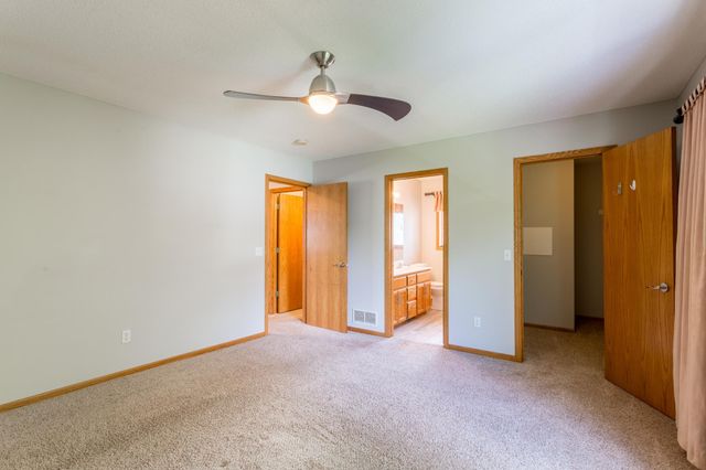8284 Ashford Road, Woodbury, MN 55125