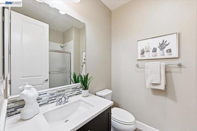5423 Iron Horse Pkwy, Dublin, CA 94568