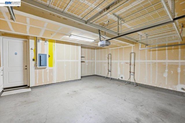 5423 Iron Horse Pkwy, Dublin, CA 94568