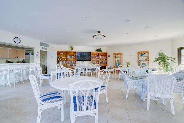 5480 N Ocean Drive B2a, Singer Island, FL 33404