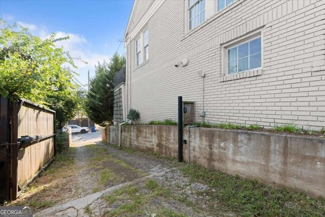 684 Kennesaw Avenue NE, Atlanta, GA 30308