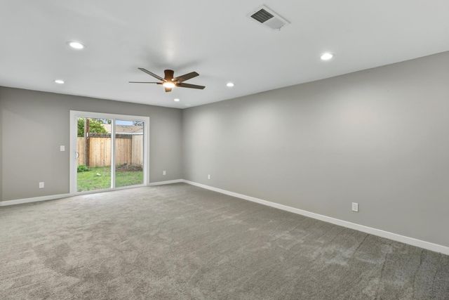 2728 Northview Dr, Sacramento, CA 95833