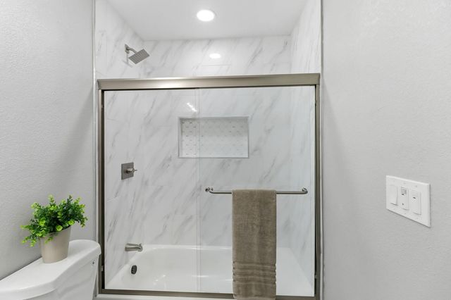 2728 Northview Dr, Sacramento, CA 95833