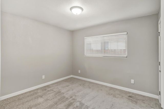 2728 Northview Dr, Sacramento, CA 95833