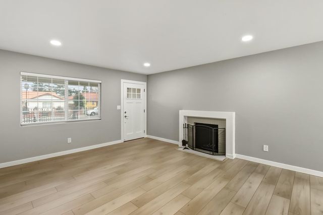 2728 Northview Dr, Sacramento, CA 95833