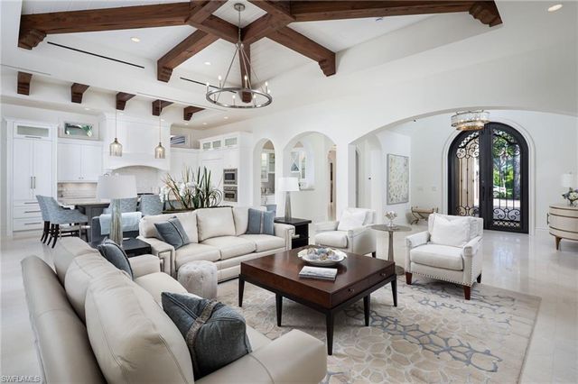 16450 Seneca WAY, Naples, FL 34110