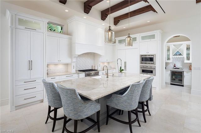 16450 Seneca WAY, Naples, FL 34110