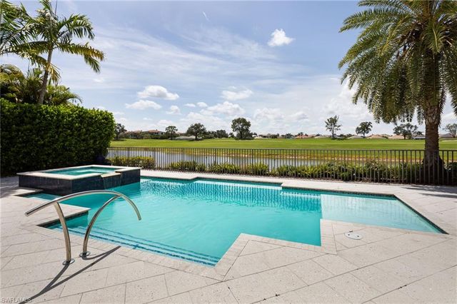 16450 Seneca WAY, Naples, FL 34110