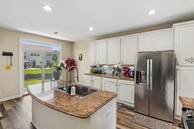 2154 Muirfield Trail, Bolingbrook, IL 60490